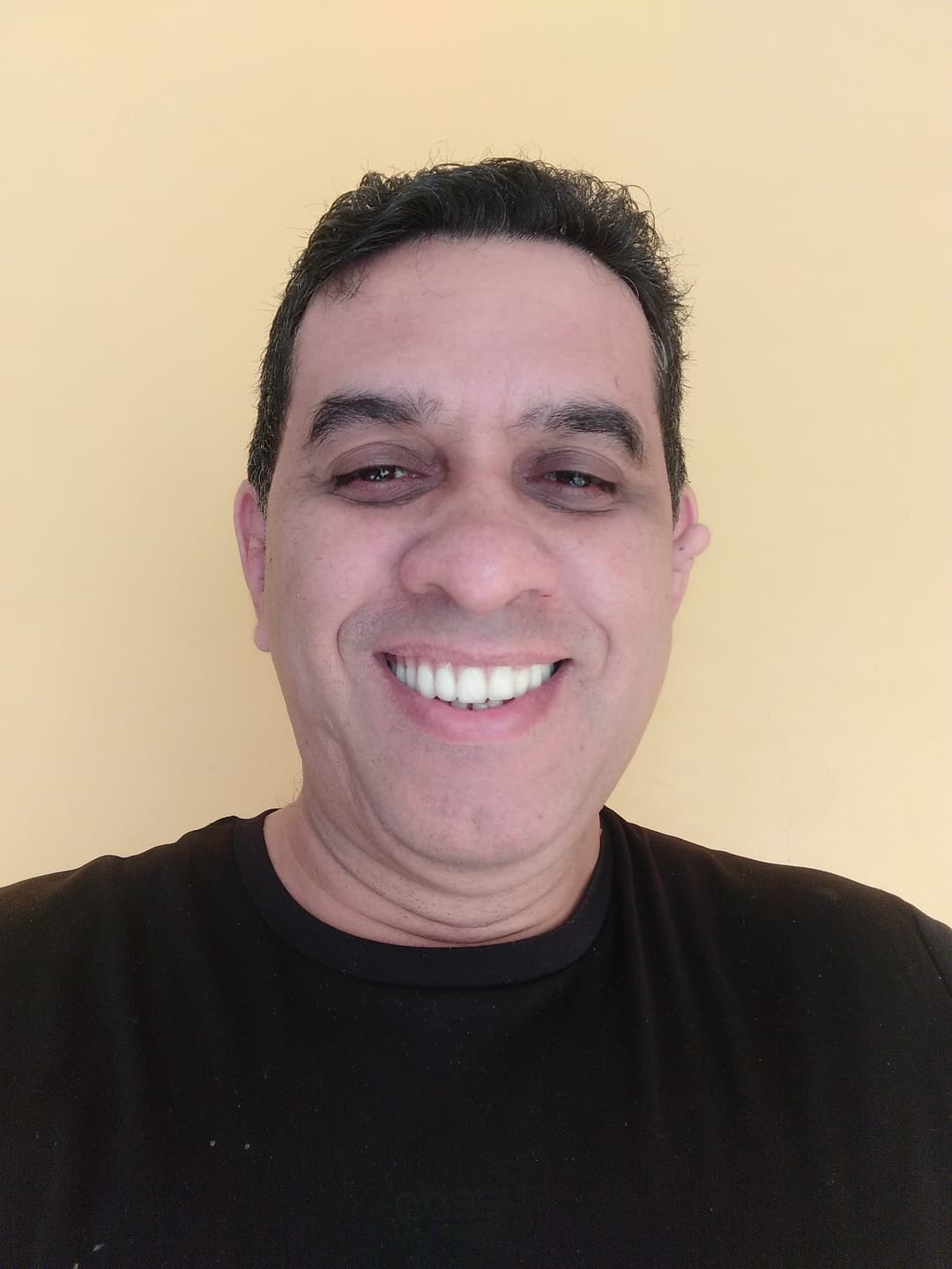 Imagem do professor e consultor Melquiedes Ferreira Franco